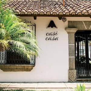 Casi Casa Hostel